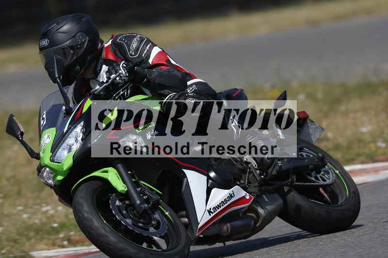 Archiv-2023/28 05.06.2023 Moto Club Anneau du Rhin/blanc-novice/5
